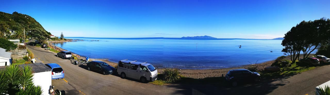 Kapiti Waves Bed & Breakfast Pukerua Bay Exterior foto